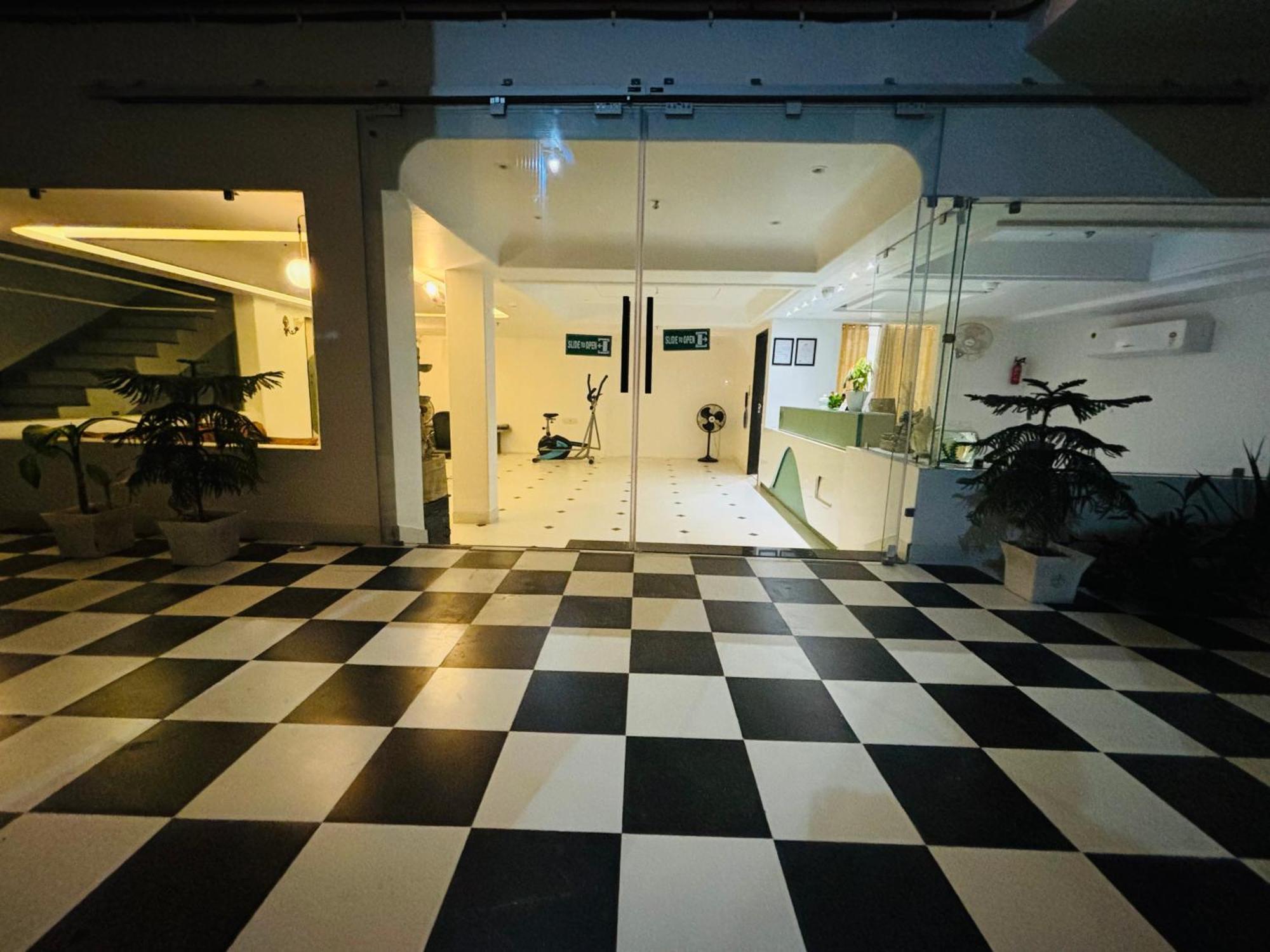 Tls- The Lavish * Varanasi