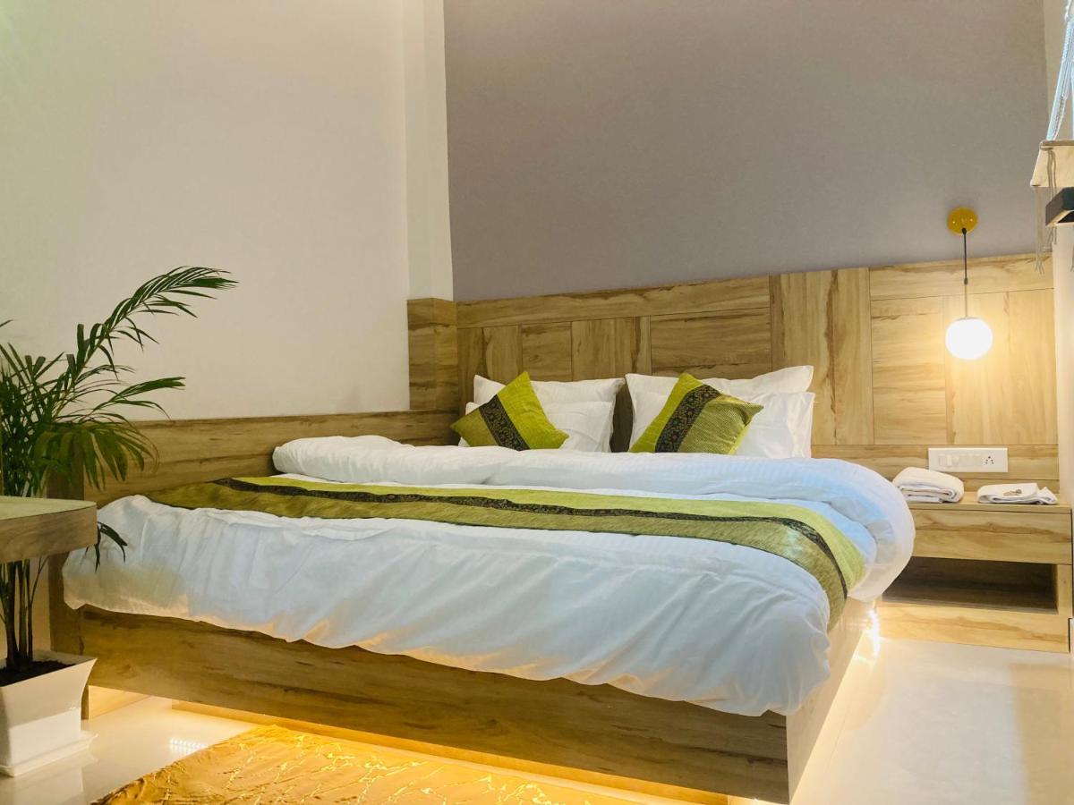 Tls- The Lavish * Varanasi