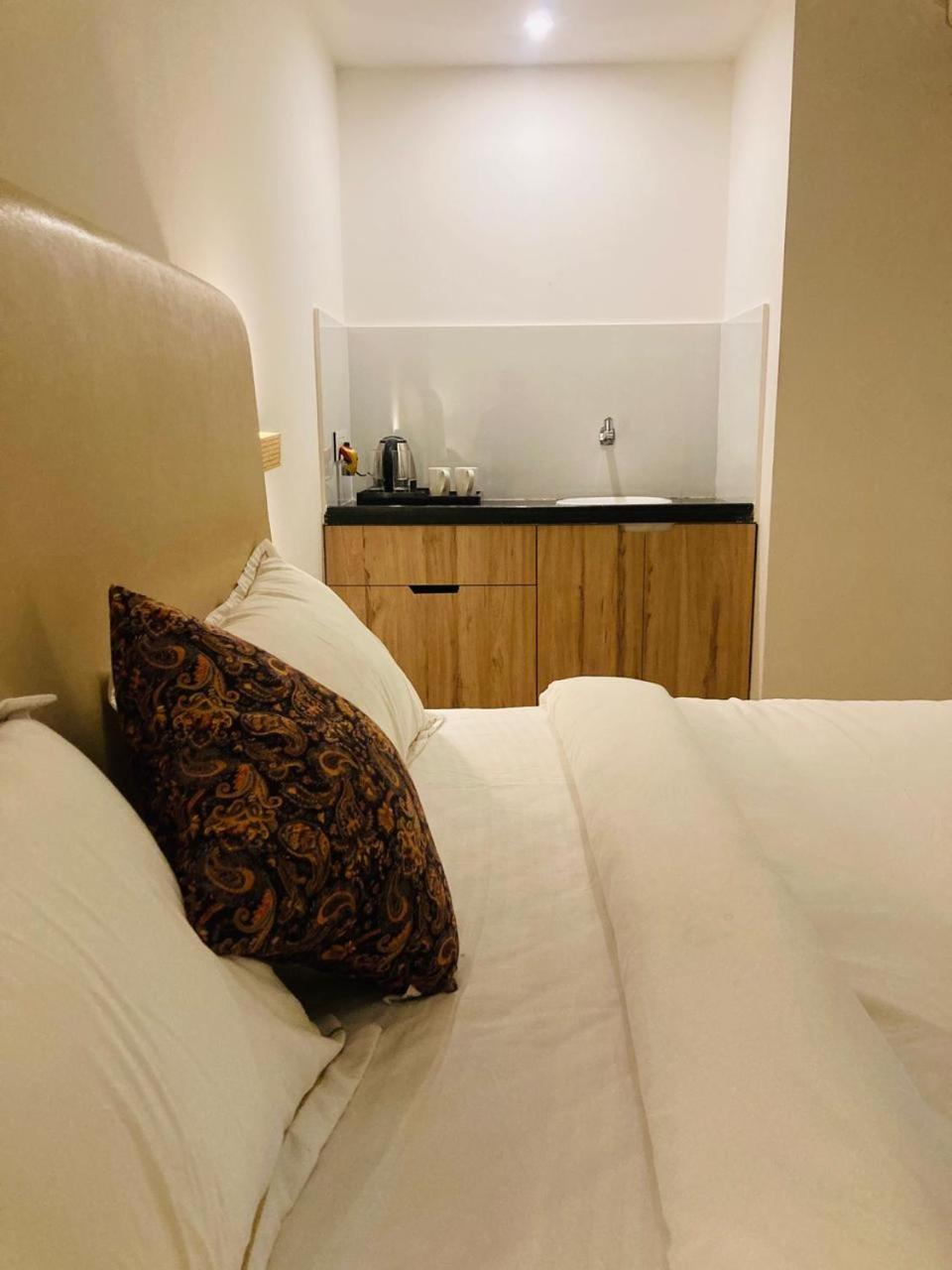 Tls- The Lavish Hotel