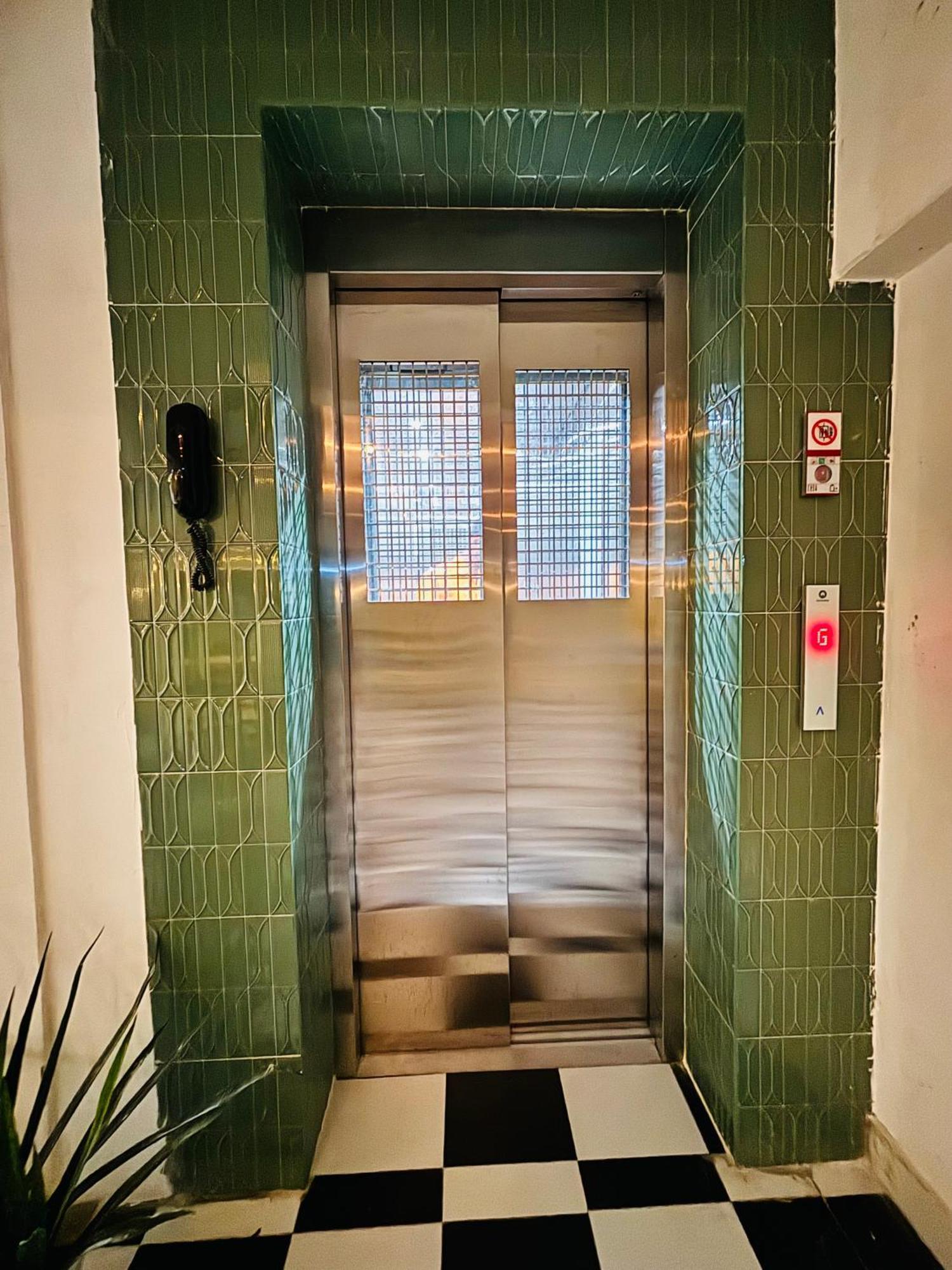 Tls- The Lavish Hotel